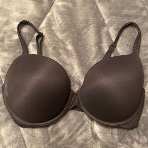 Victoria’s Secret women 40D push up bra